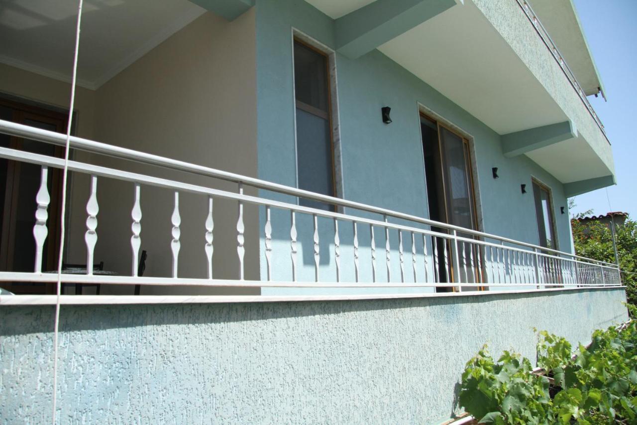 Shtepi Pushimi Durrës Exterior foto