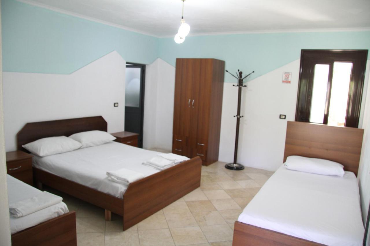 Shtepi Pushimi Durrës Exterior foto